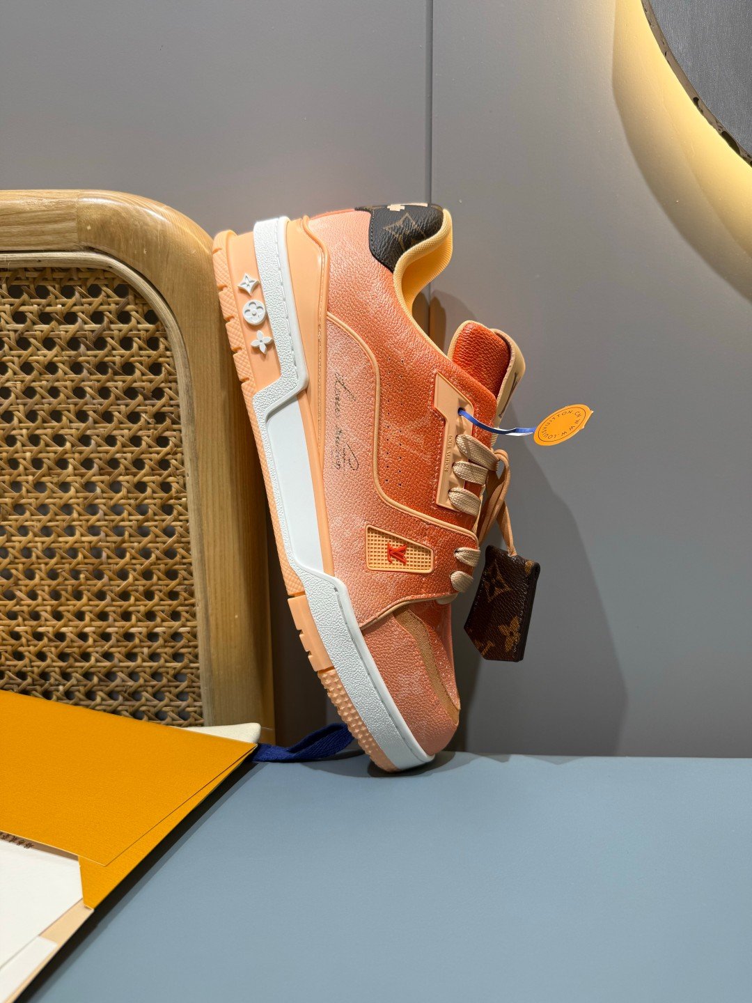 Sneakers Trainer 'Saumon' — vue 32
