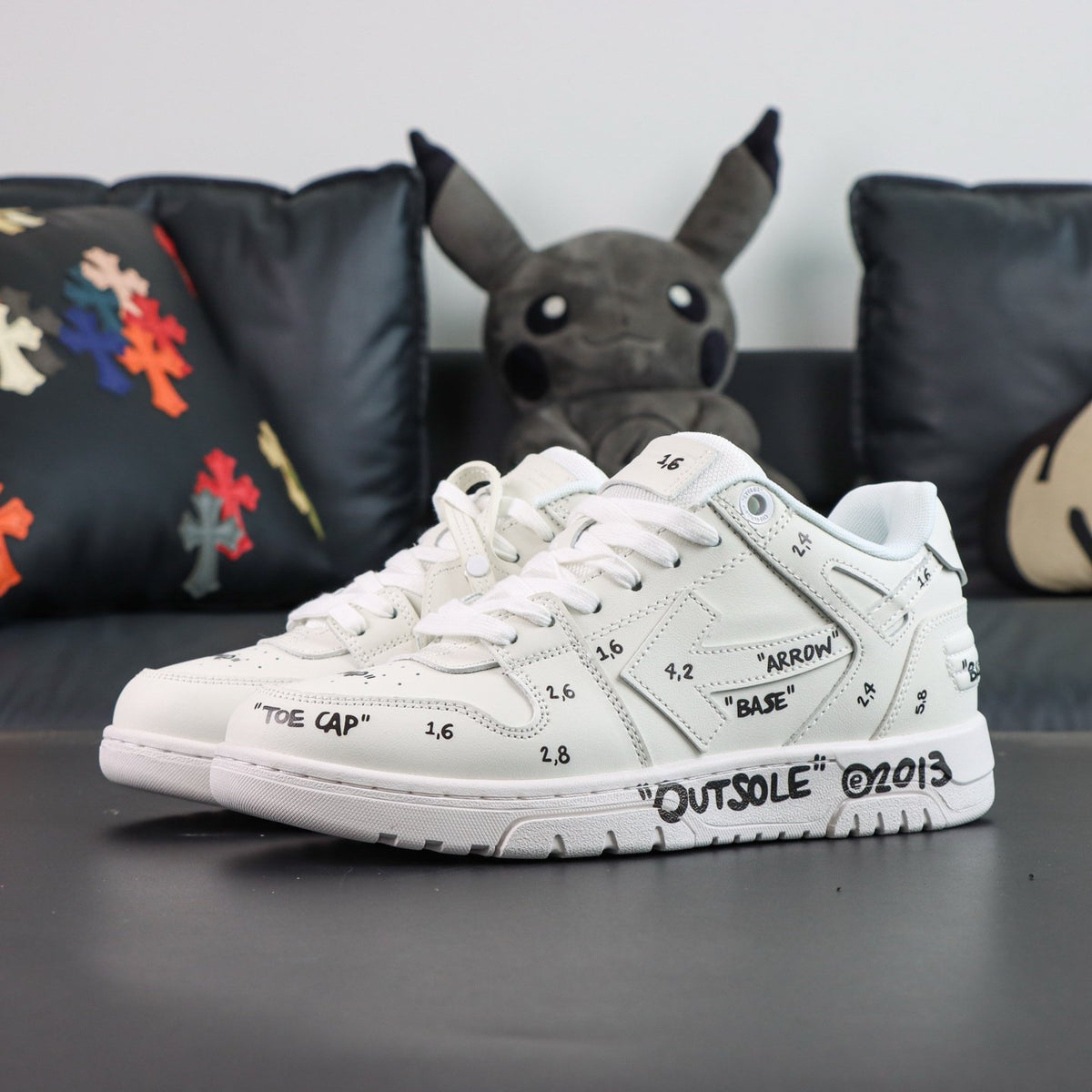 Off-White Out Of Office 'Blanc Graffiti'