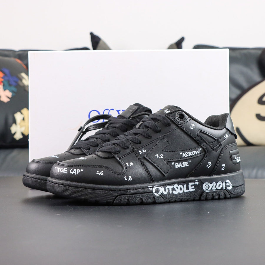 Off-White Out Of Office 'Noir Back Counter' — vue 12