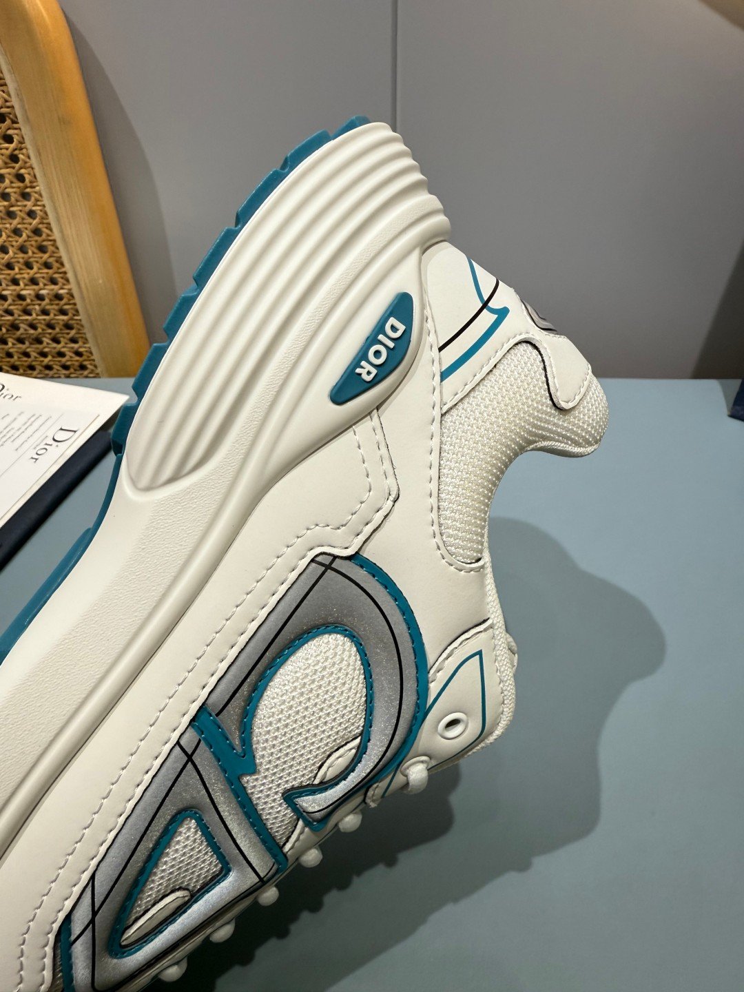 Sneakers B30 'Blanc et Bleu Pétrole' — vue 12
