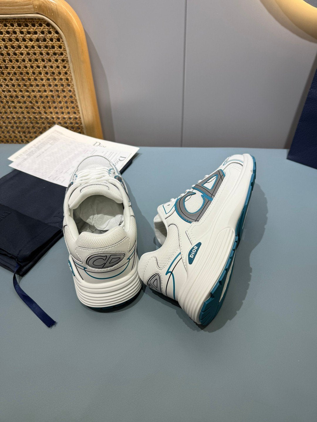 Sneakers B30 'Blanc et Bleu Pétrole' — vue 24