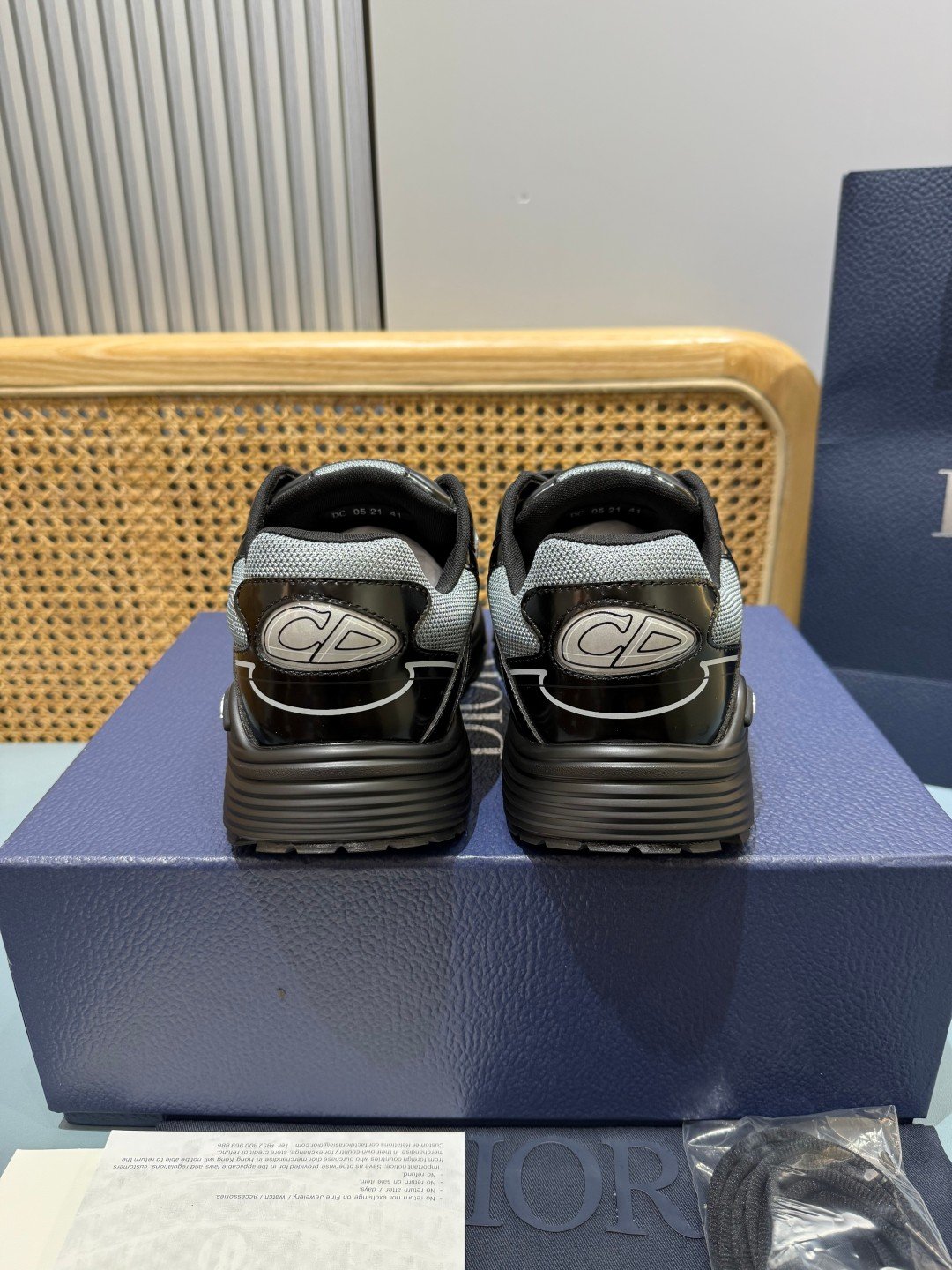Sneakers B30 'Noir et Gris' — vue 4