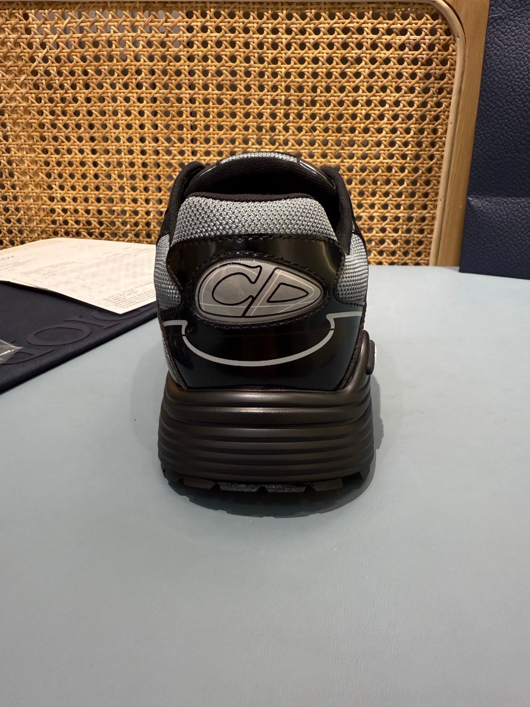 Sneakers B30 'Noir et Gris' — vue 8