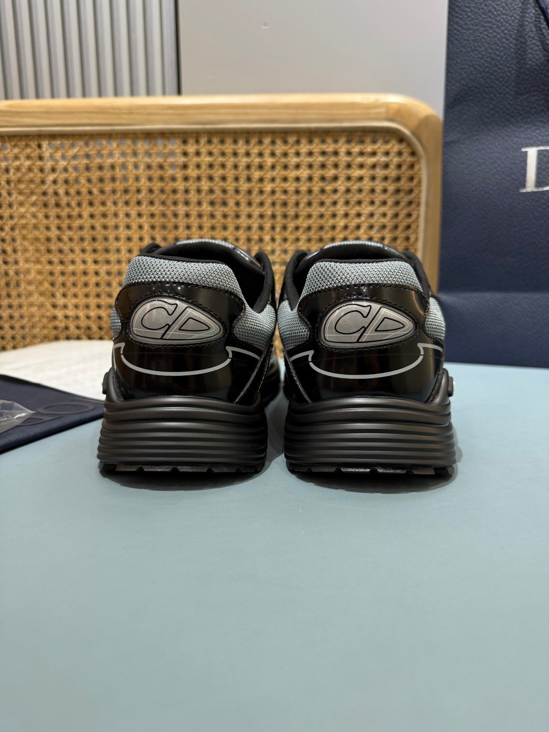 Sneakers B30 'Noir et Gris' — vue 20