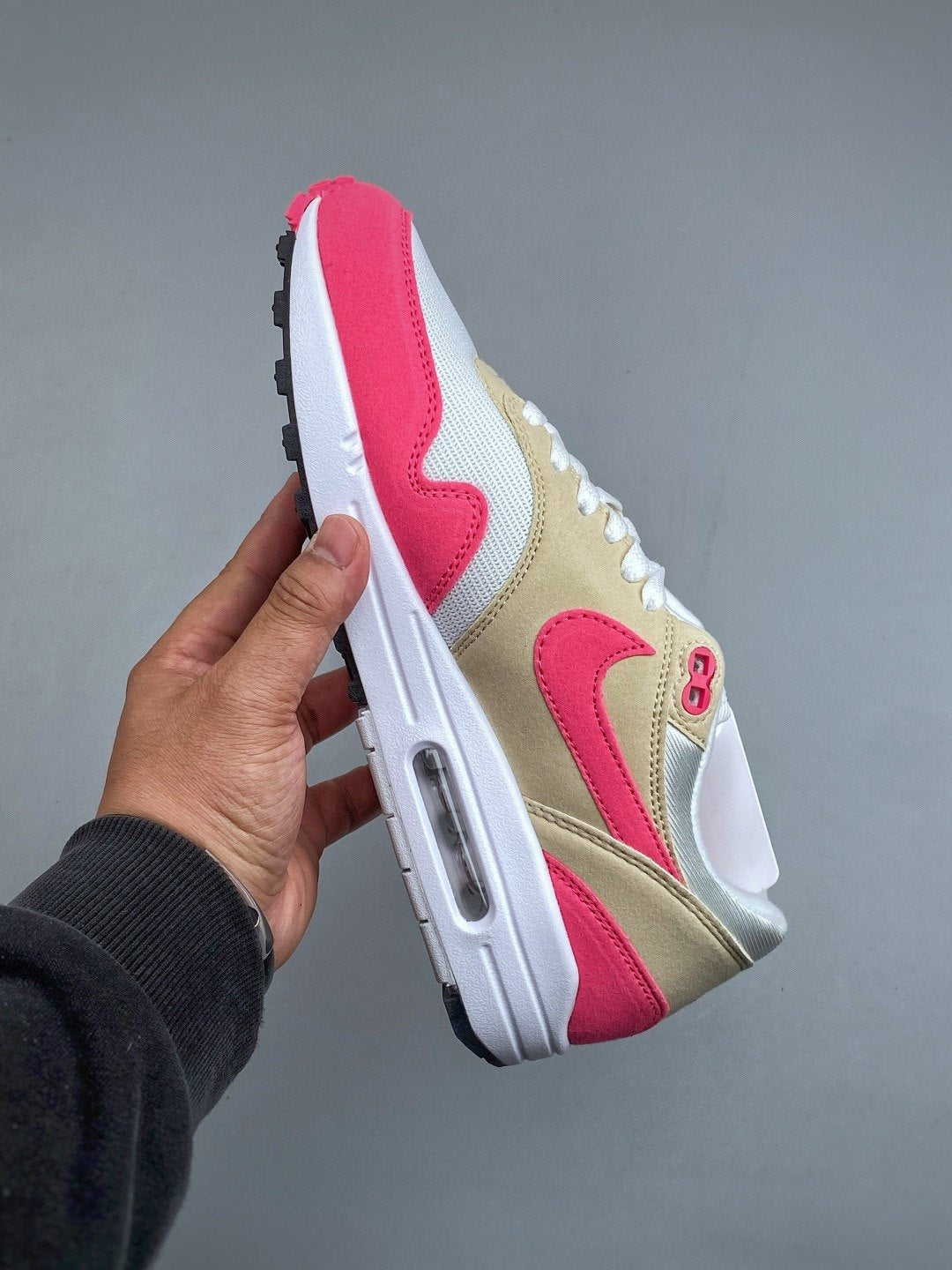 Nike Air Max 1 'Rose Beige' — vue 3
