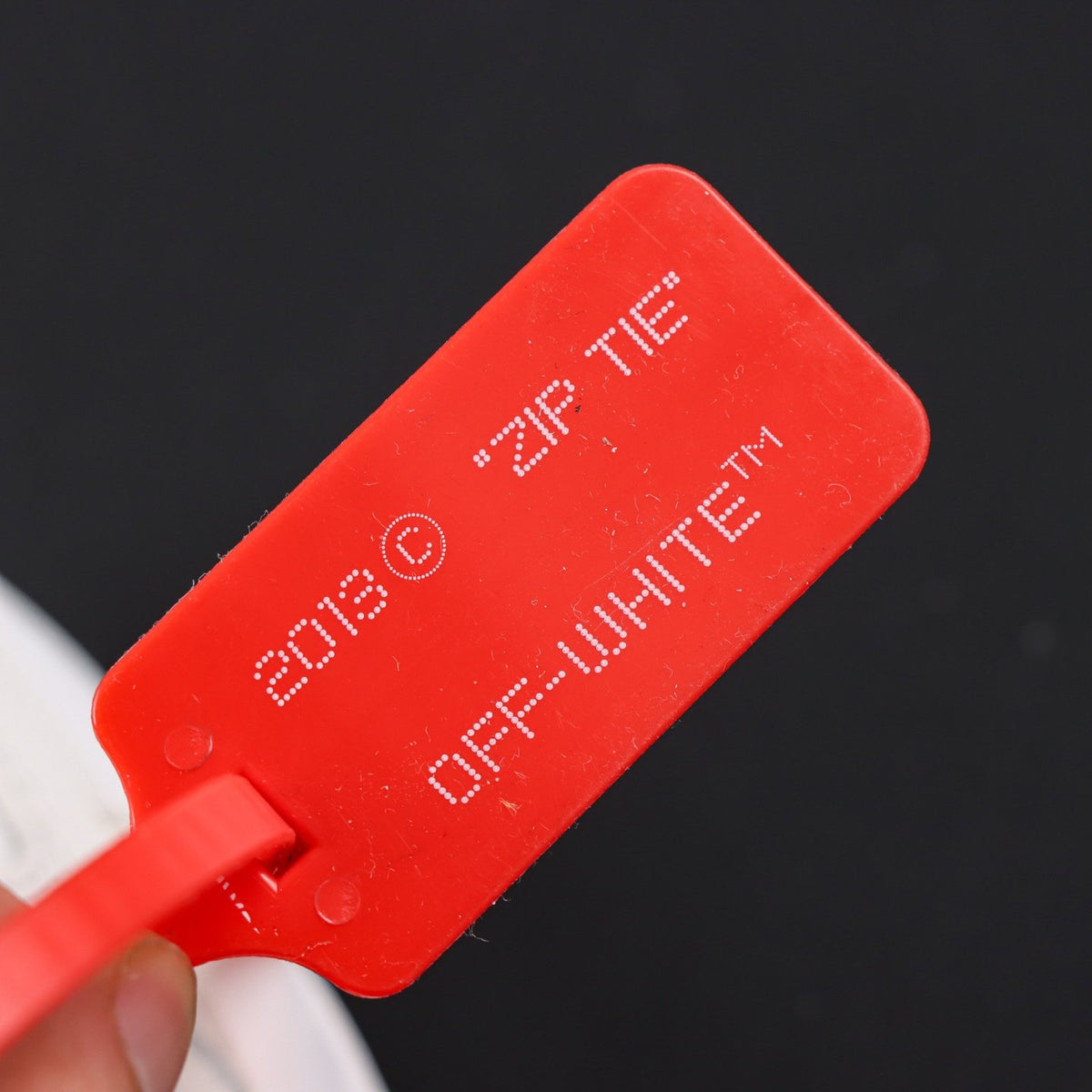 Off-White Odsy-2000 'Blanc Rouge' — vue 3
