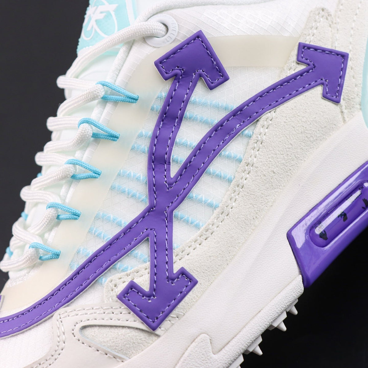 Off-White Odsy-2000 'Blanc Violet Vert d'Eau' — vue 11