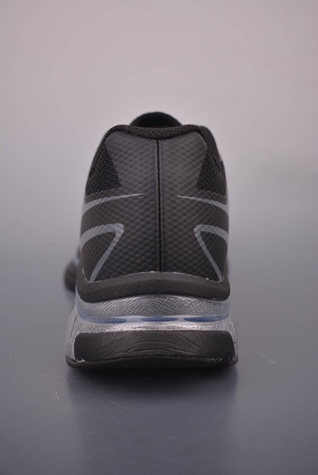 Sneakers MM6 x XT-MM6 'Black' — vue 7