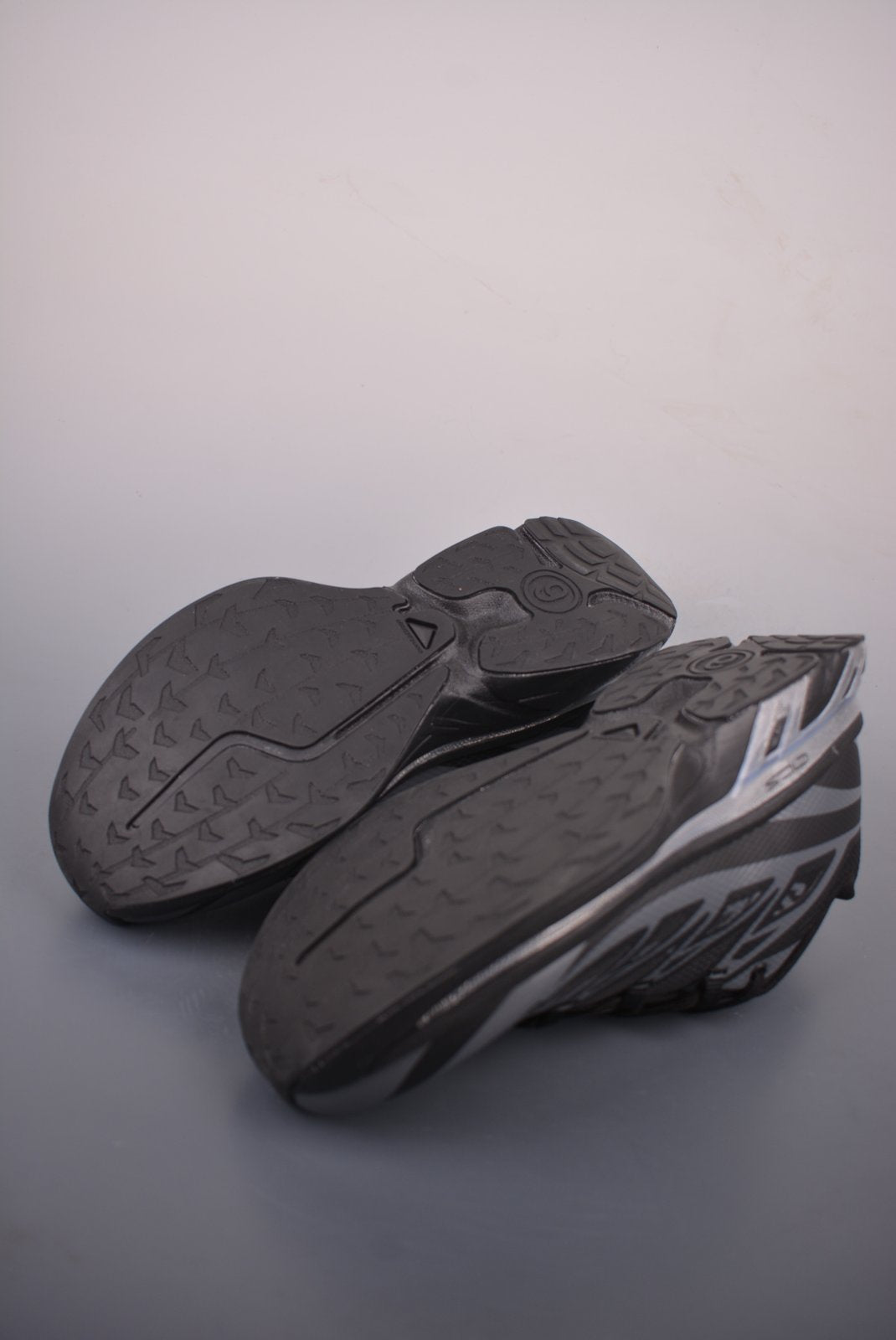 Sneakers MM6 x XT-MM6 'Black' — vue 8