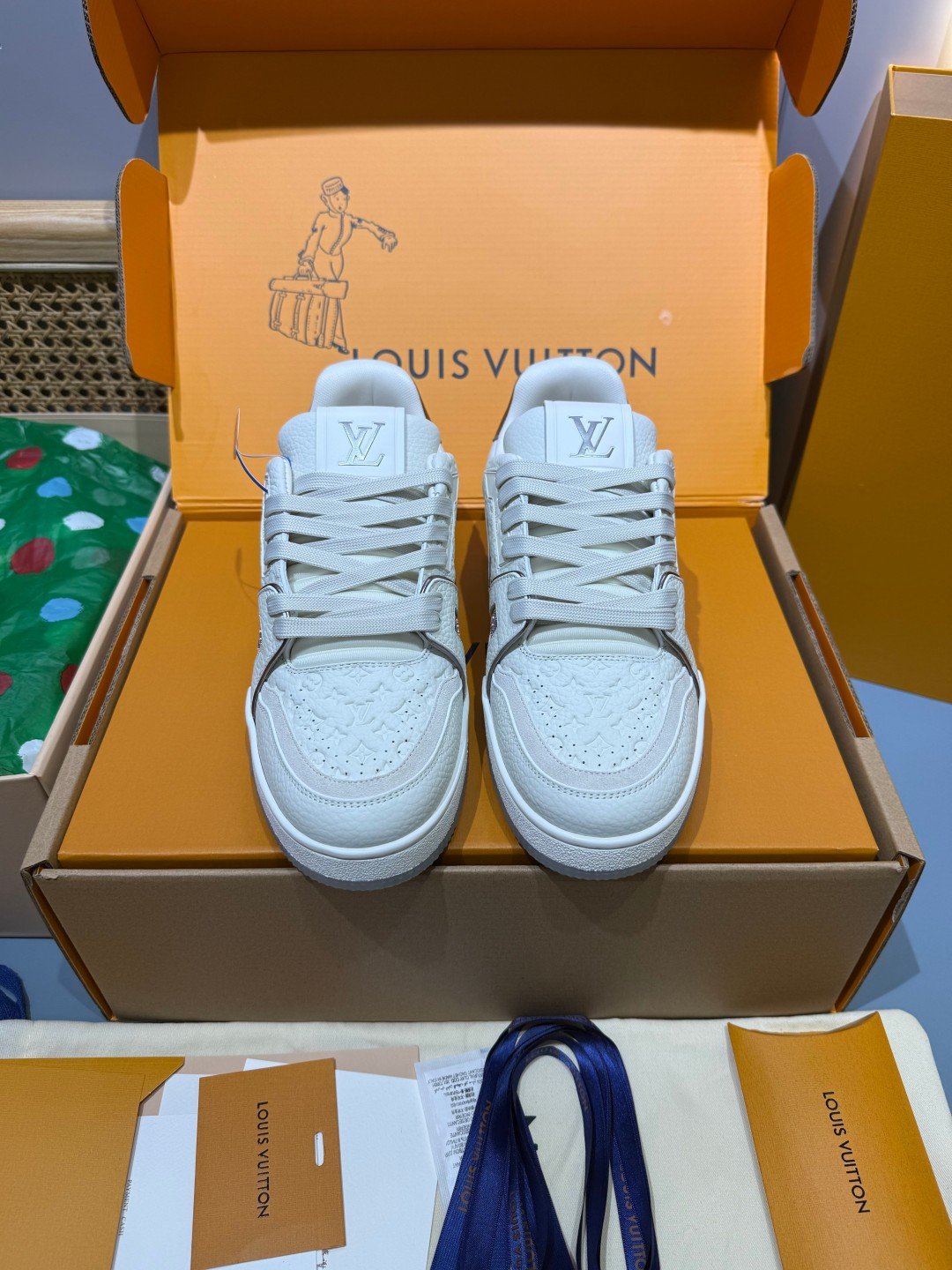Sneakers Trainer 'Blanc Gris Perle' — vue 5