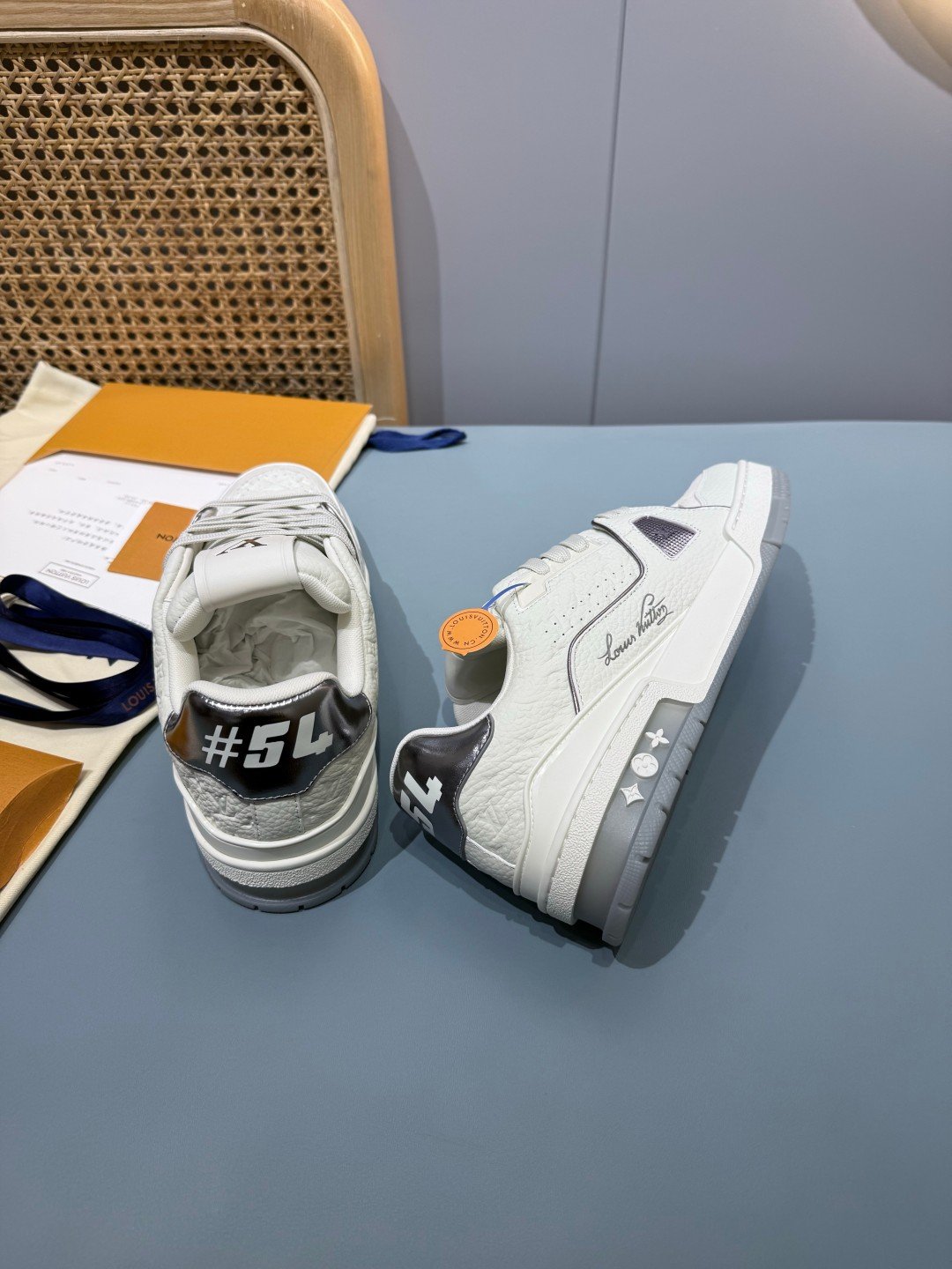 Sneakers Trainer 'Blanc Gris Perle' — vue 13