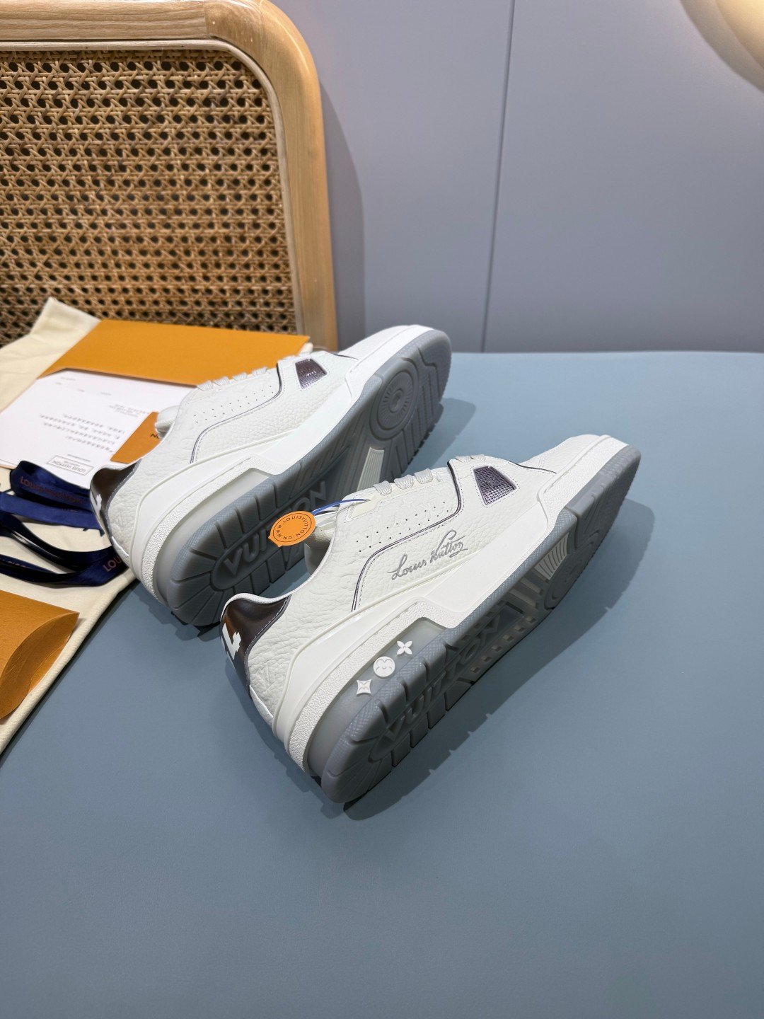 Sneakers Trainer 'Blanc Gris Perle' — vue 14