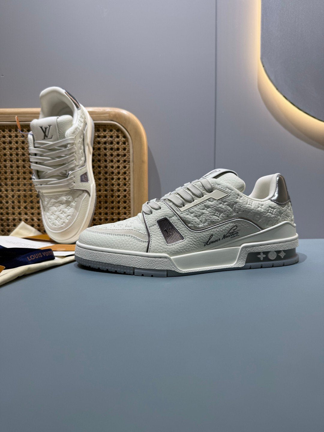 Sneakers Trainer 'Blanc Gris Perle' — vue 15