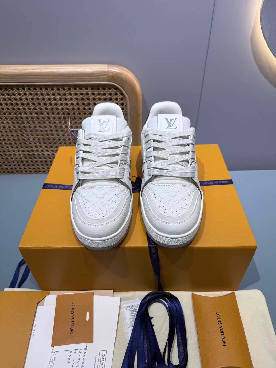 Sneakers Trainer 'Blanc Gris Perle' — vue 20