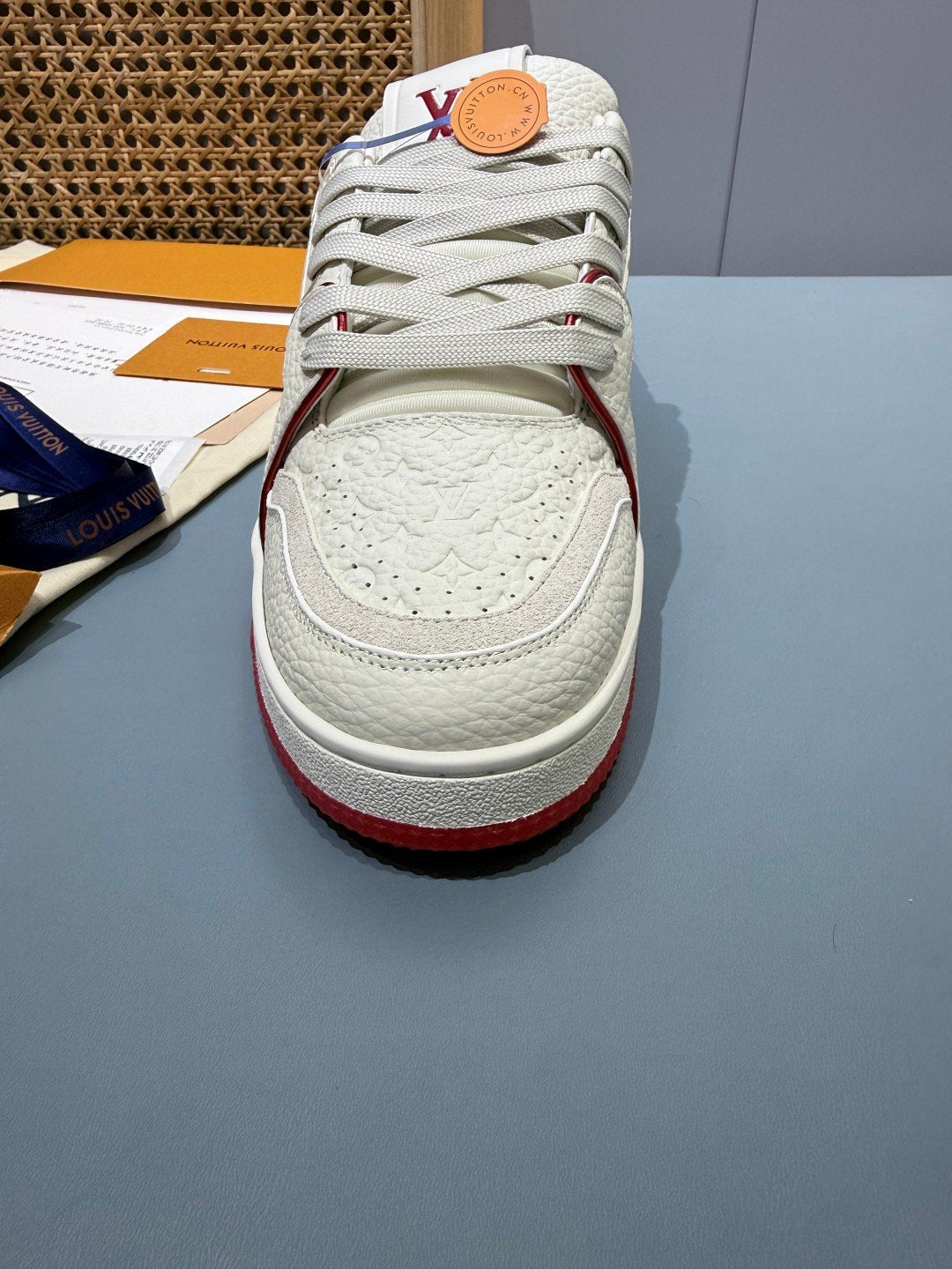 Sneakers Trainer 'Blanc Rouge Liseré' — vue 8