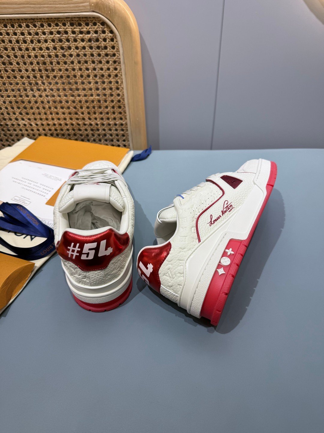Sneakers Trainer 'Blanc Rouge Liseré' — vue 14