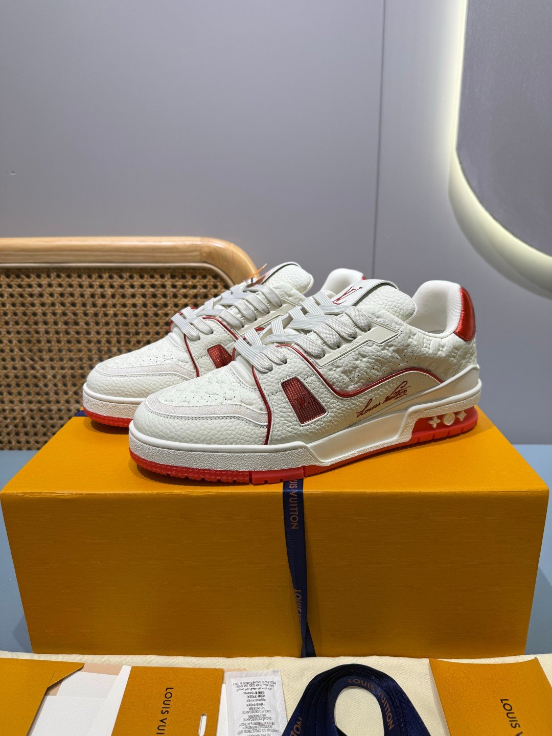 Sneakers Trainer 'Blanc Rouge Liseré' — vue 19
