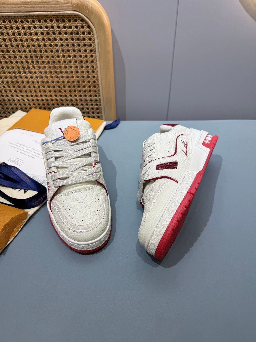 Sneakers Trainer 'Blanc Rouge Liseré' — vue 23