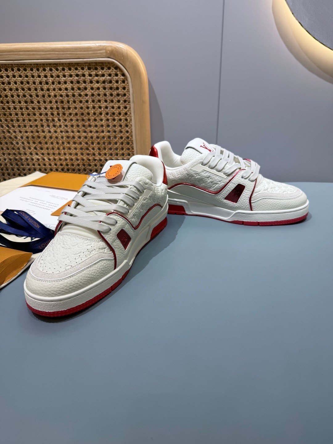 Sneakers Trainer 'Blanc Rouge Liseré' — vue 25