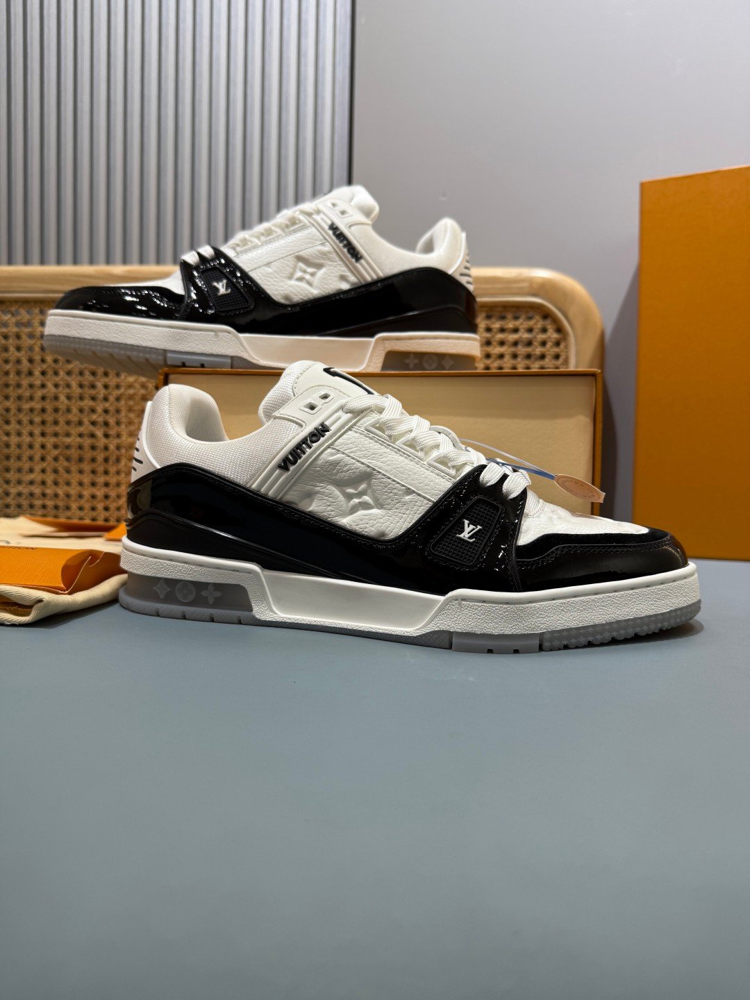 Sneakers Trainer 'Blanc Noir Classique' — vue 21