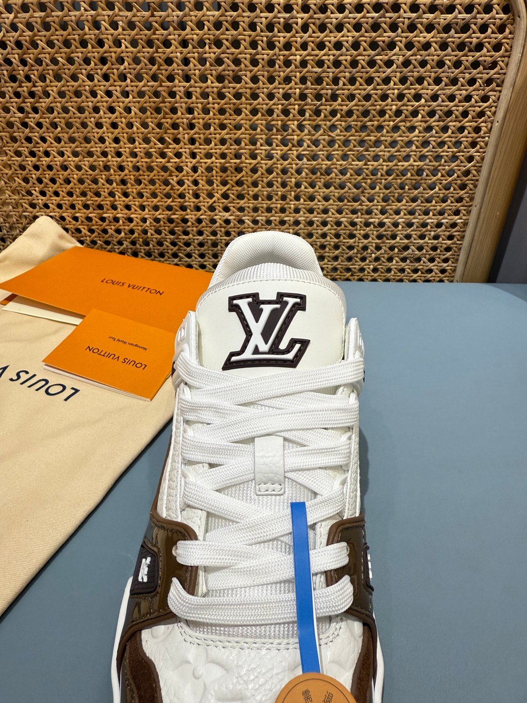 Sneakers Trainer 'Blanc Chocolat' — vue 7