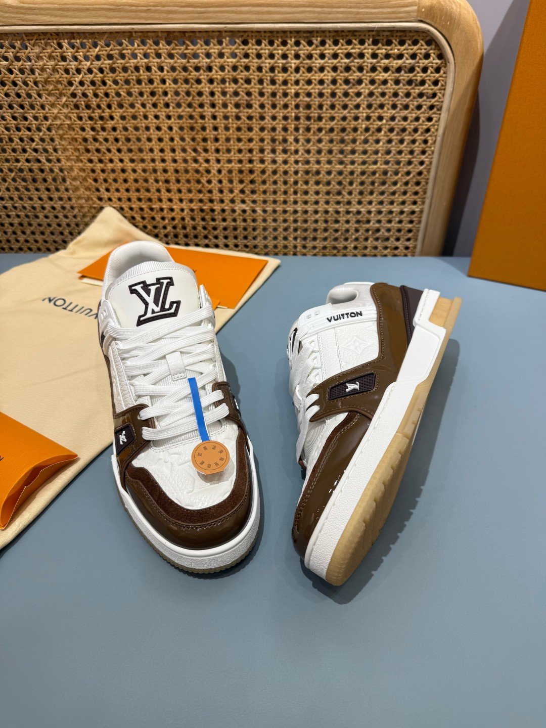 Sneakers Trainer 'Blanc Chocolat' — vue 23