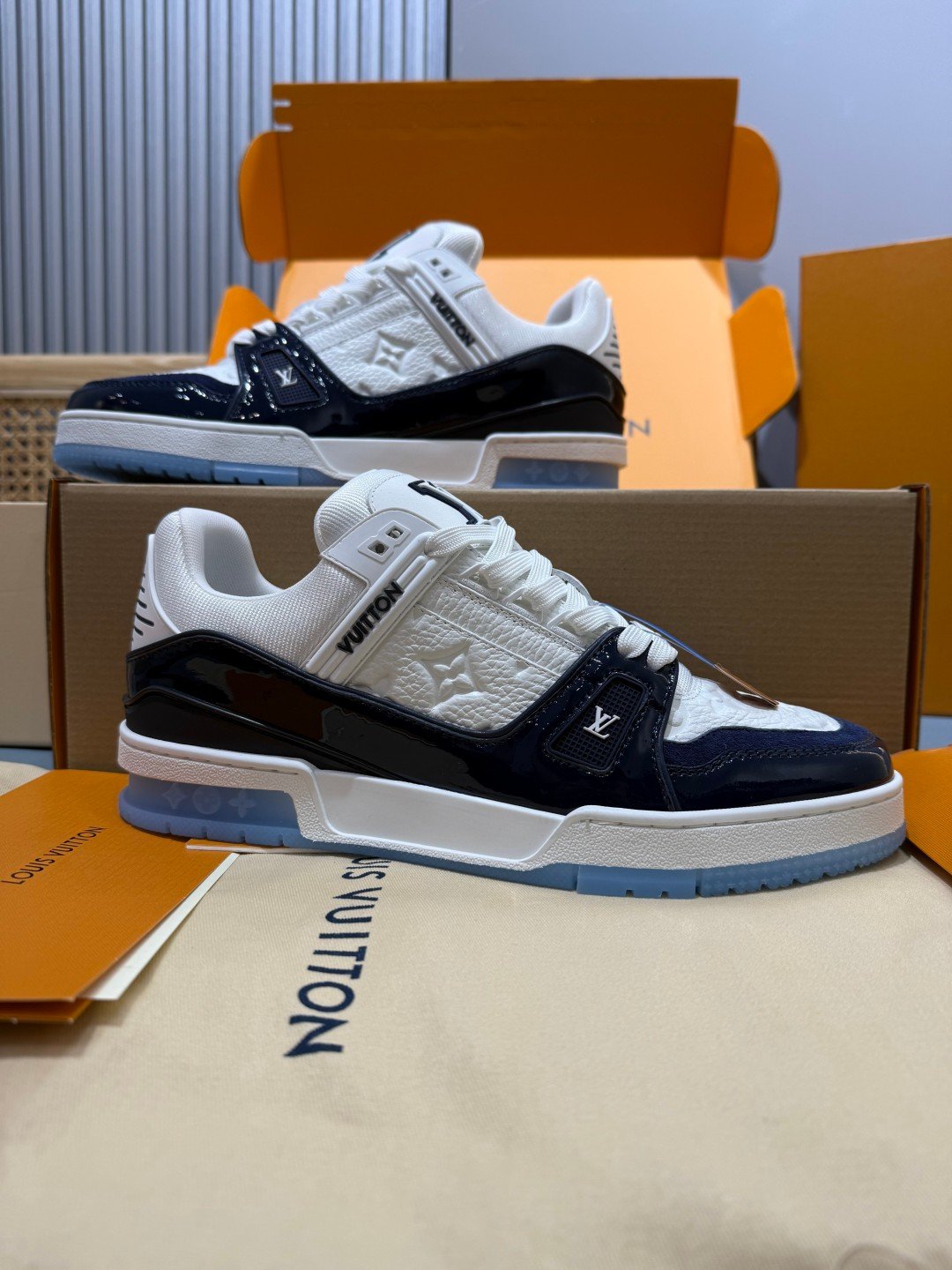 Sneakers Trainer 'Blanc Bleu Nuit' — vue 2