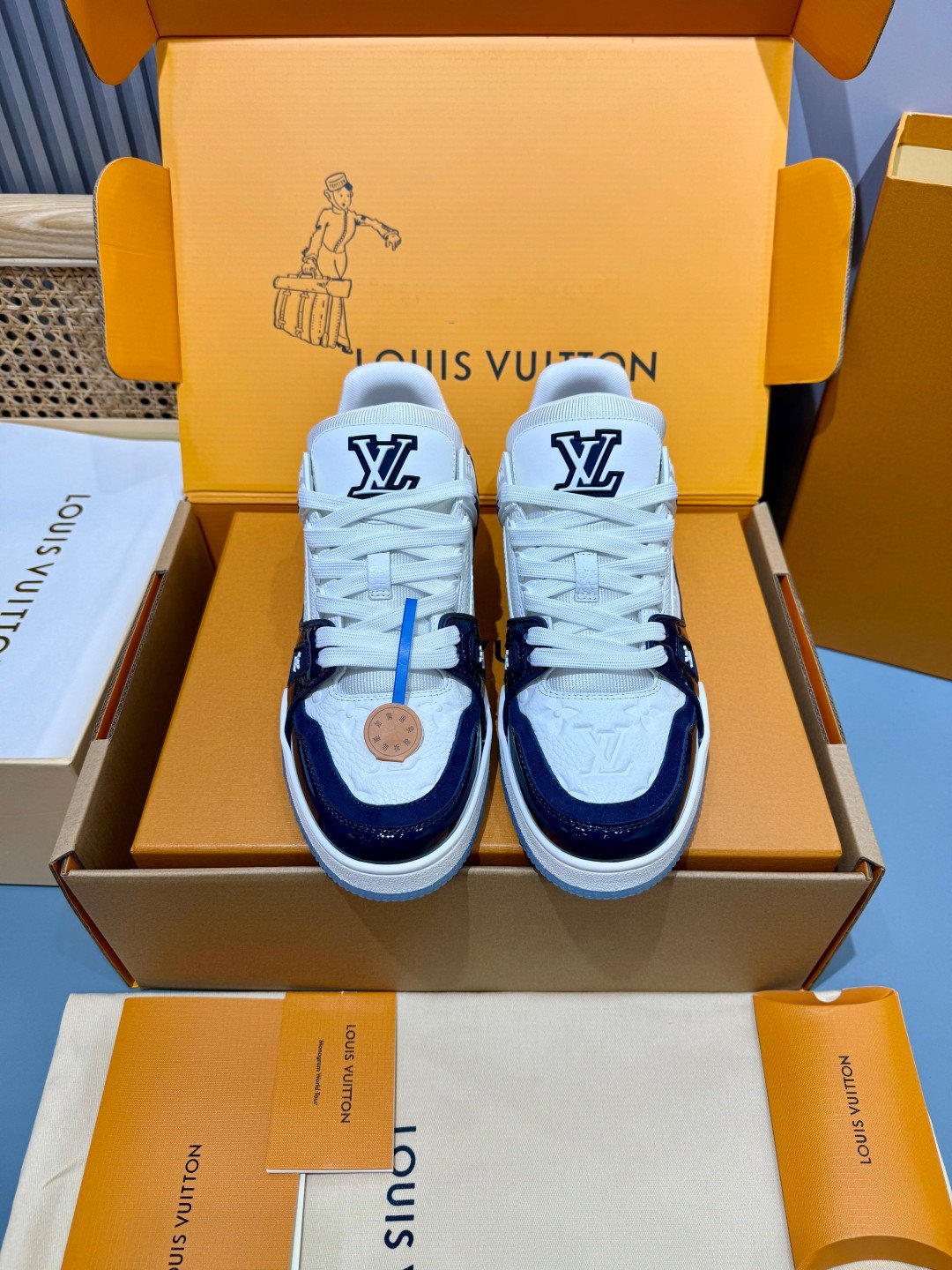 Sneakers Trainer 'Blanc Bleu Nuit' — vue 5