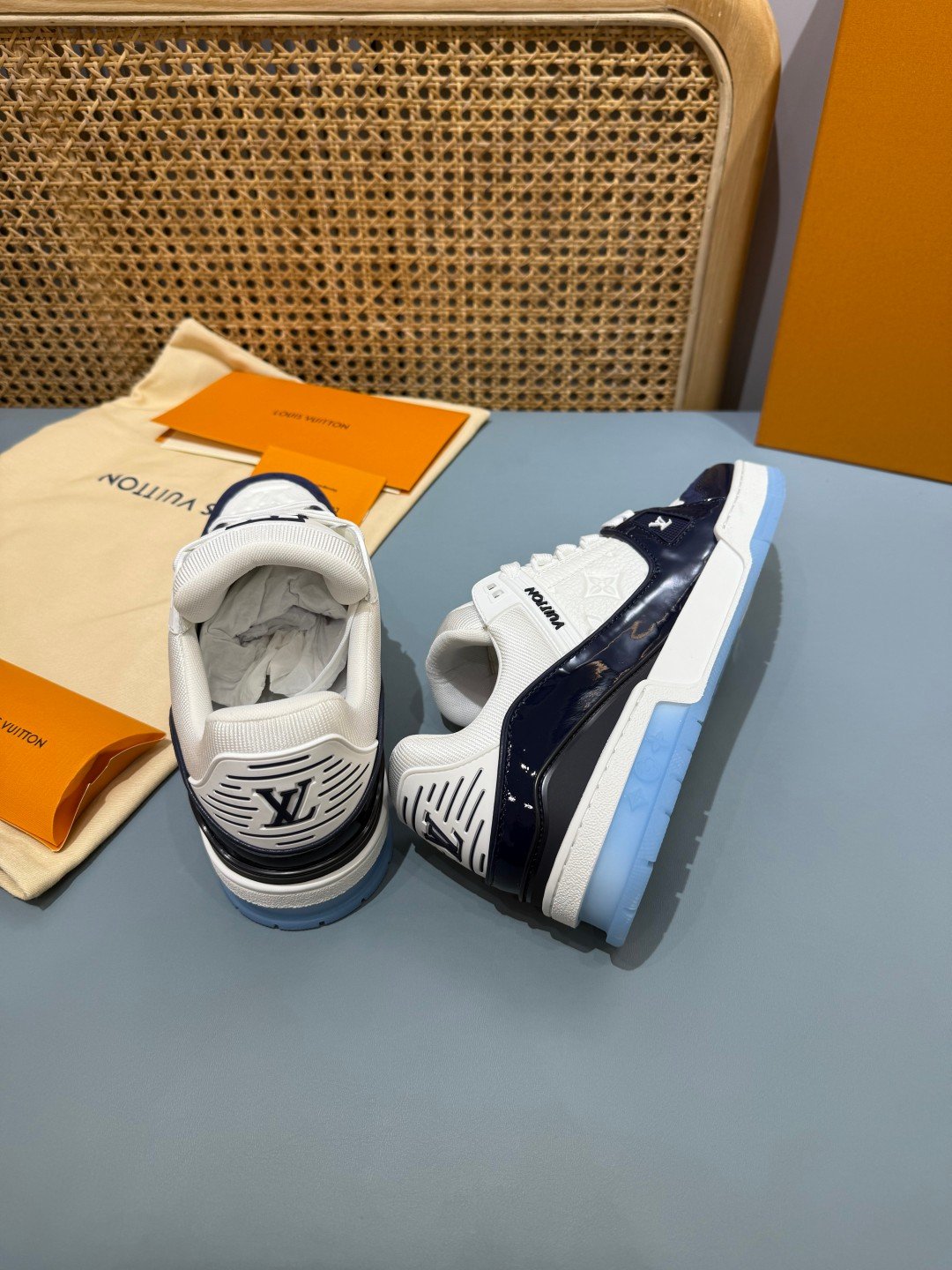 Sneakers Trainer 'Blanc Bleu Nuit' — vue 14