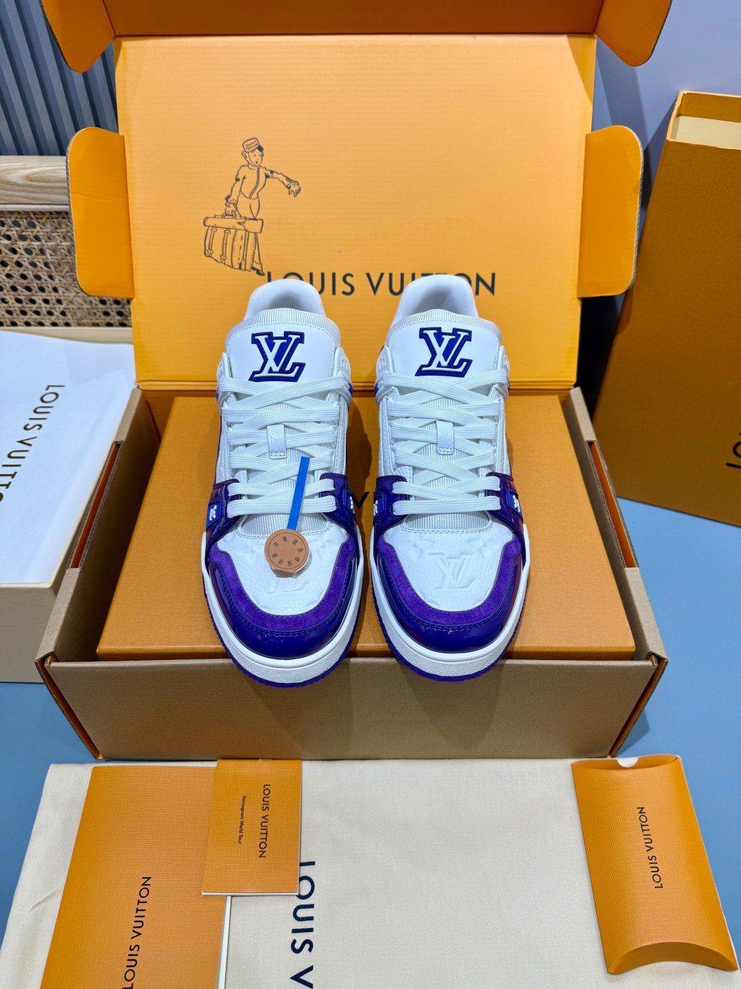Sneakers Trainer 'Blanc Violet' — vue 5