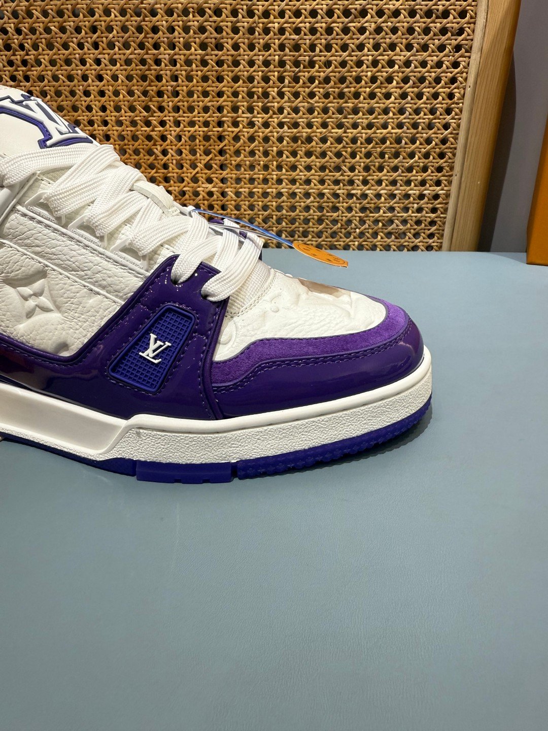 Sneakers Trainer 'Blanc Violet' — vue 12