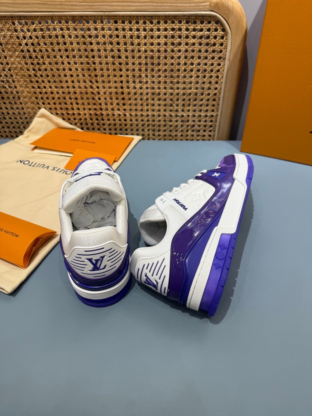Sneakers Trainer 'Blanc Violet' — vue 14