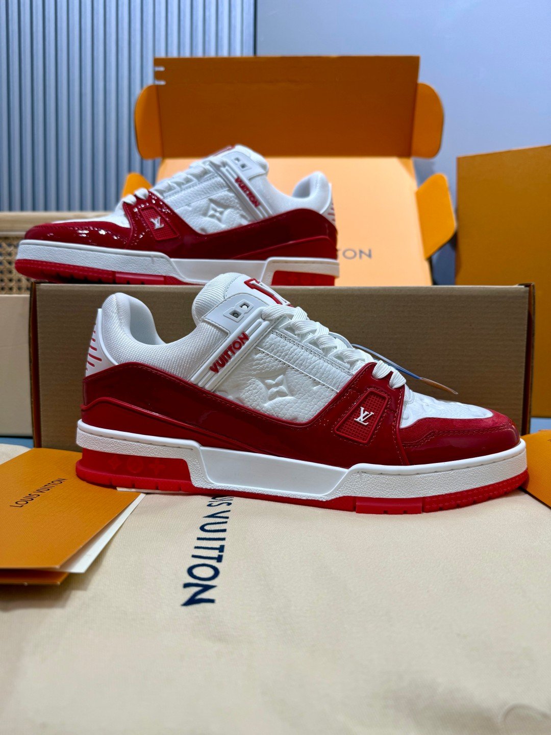 Sneakers Trainer 'Blanc Rouge Vif' — vue 2