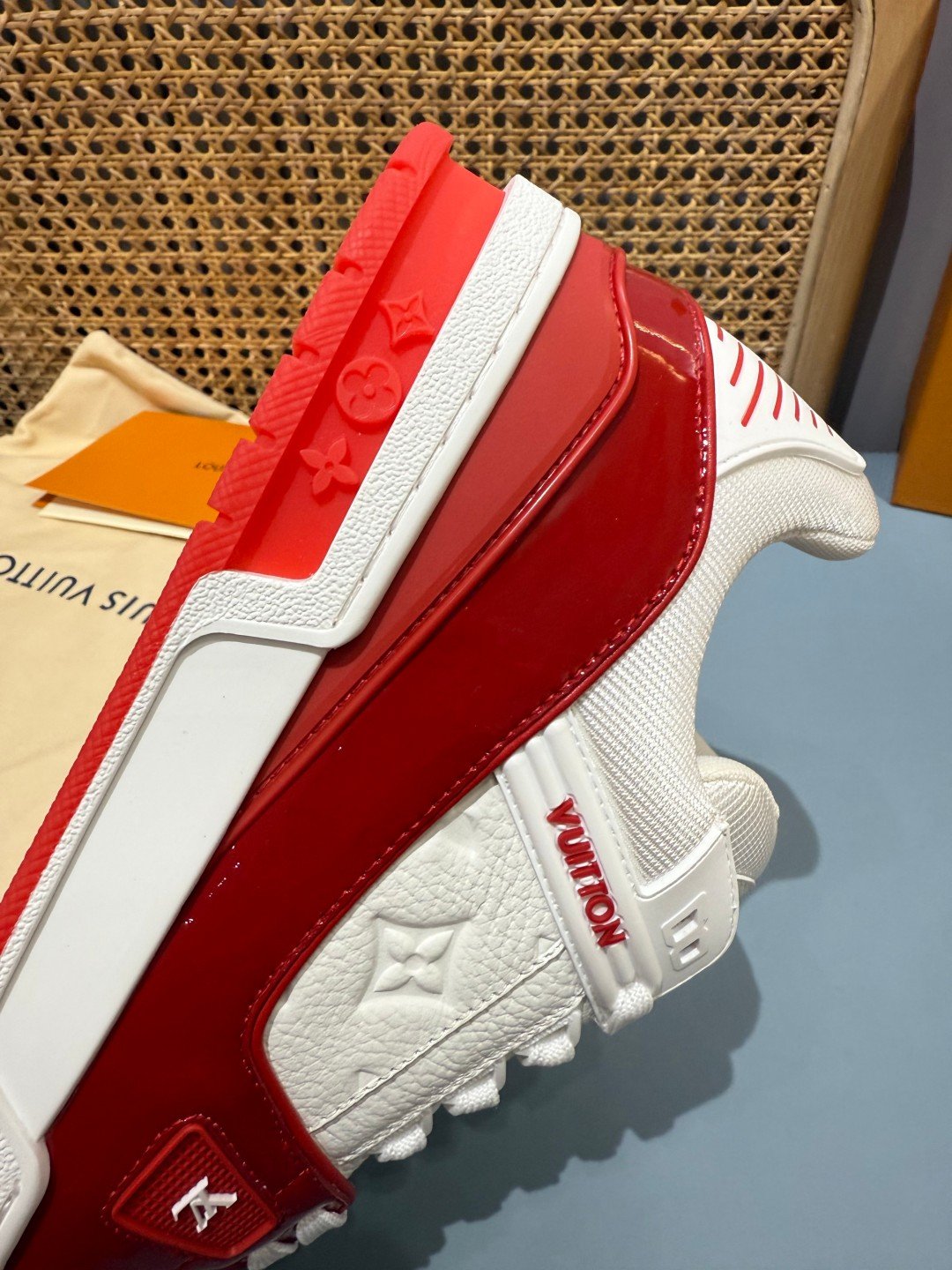 Sneakers Trainer 'Blanc Rouge Vif' — vue 11