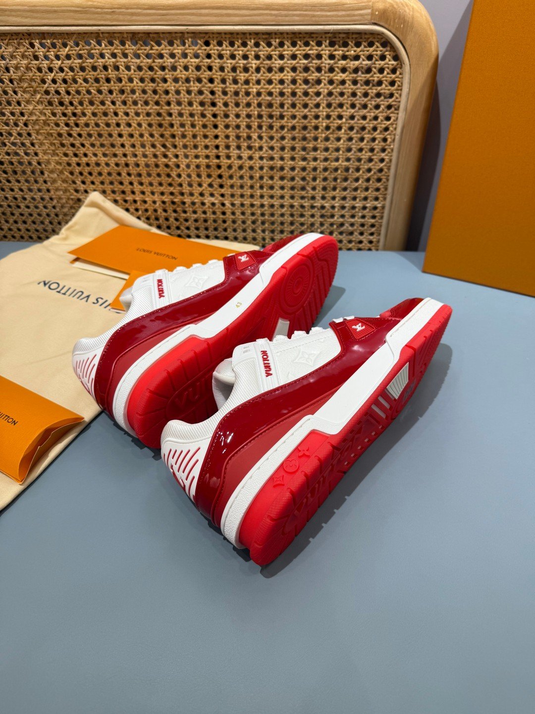 Sneakers Trainer 'Blanc Rouge Vif' — vue 13