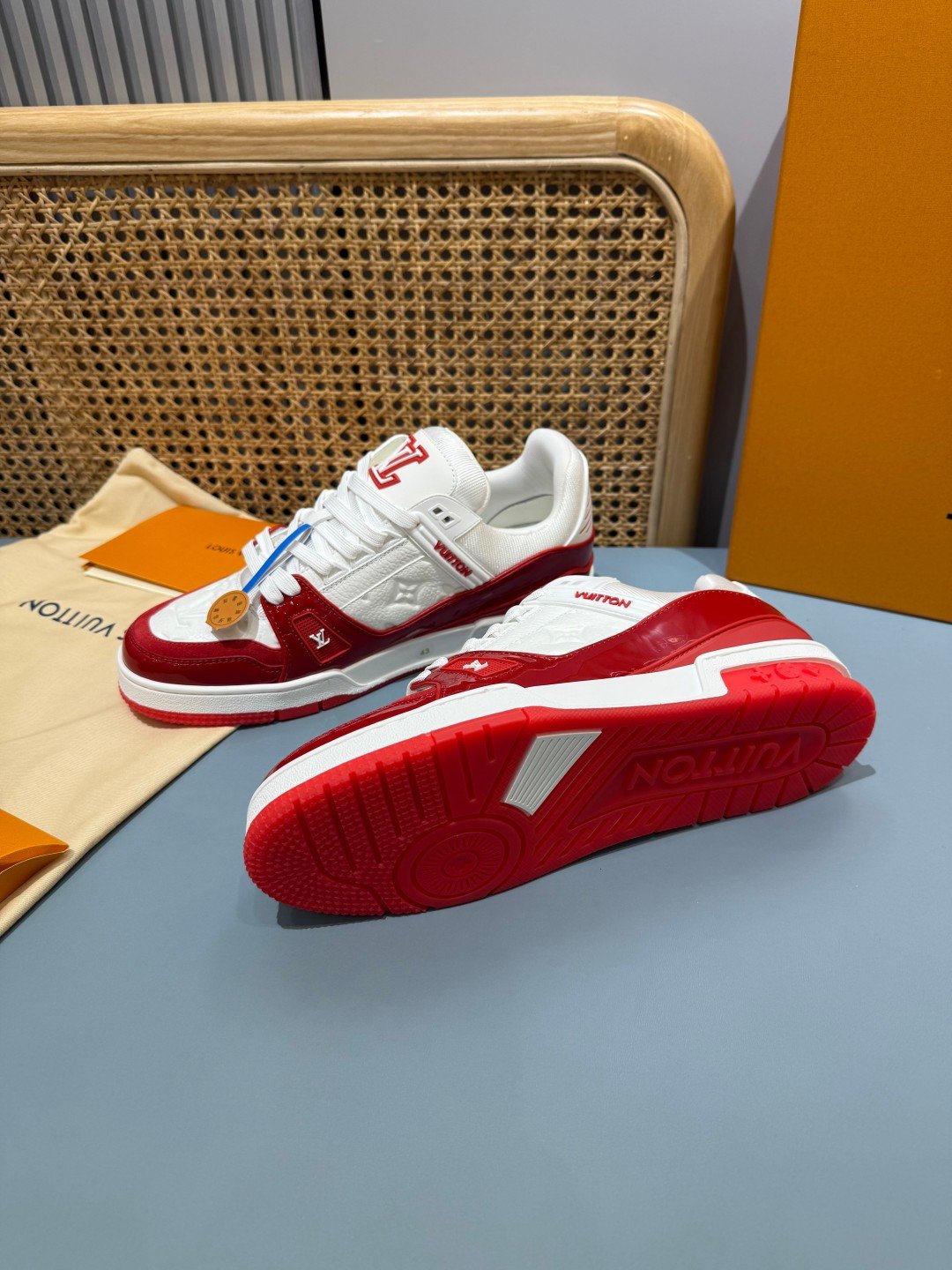 Sneakers Trainer 'Blanc Rouge Vif' — vue 24