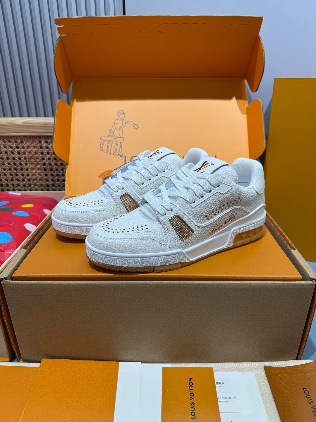 Sneakers Trainer 'Blanc Camel' — vue 4