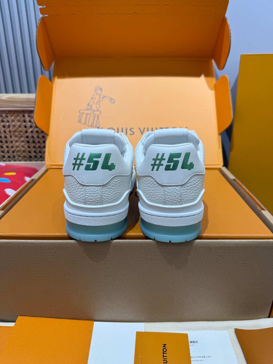 Sneakers Trainer 'Blanc Vert d'Eau' — vue 3