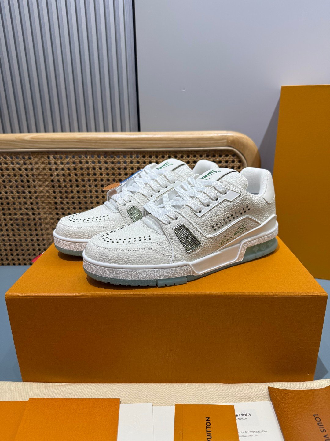 Sneakers Trainer 'Blanc Vert d'Eau' — vue 6