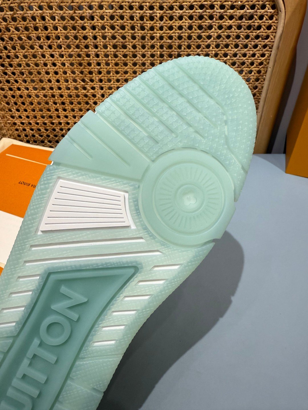 Sneakers Trainer 'Blanc Vert d'Eau' — vue 7