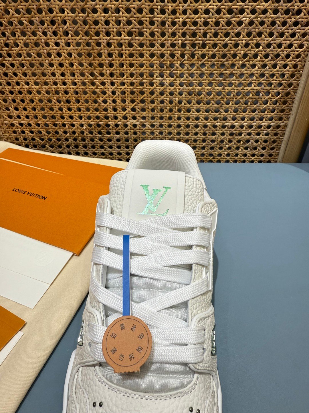 Sneakers Trainer 'Blanc Vert d'Eau' — vue 8