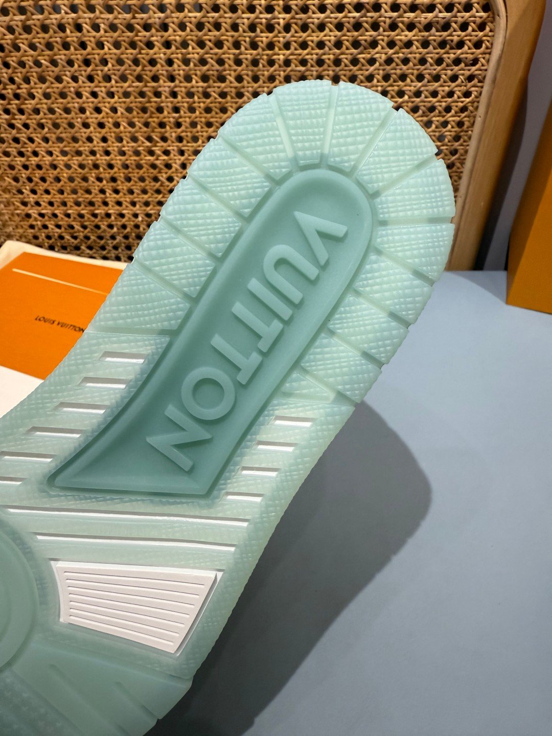 Sneakers Trainer 'Blanc Vert d'Eau' — vue 11