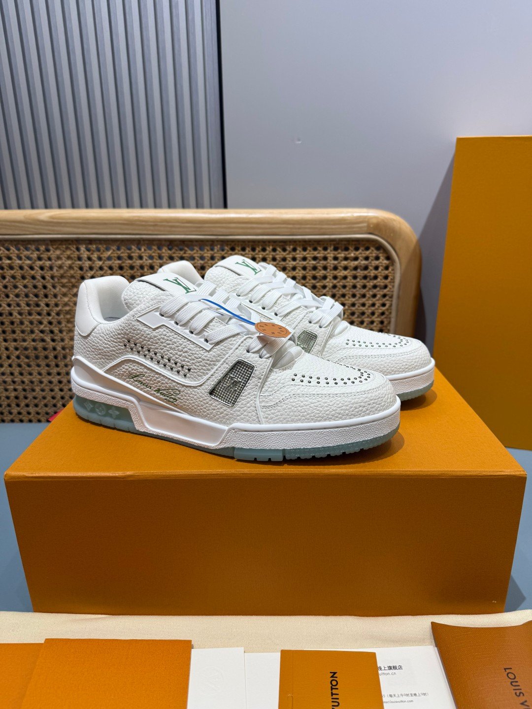 Sneakers Trainer 'Blanc Vert d'Eau' — vue 19