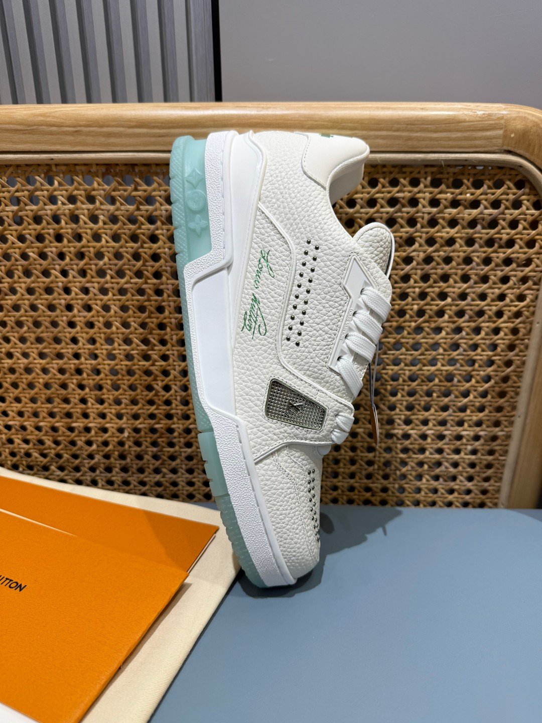 Sneakers Trainer 'Blanc Vert d'Eau' — vue 25
