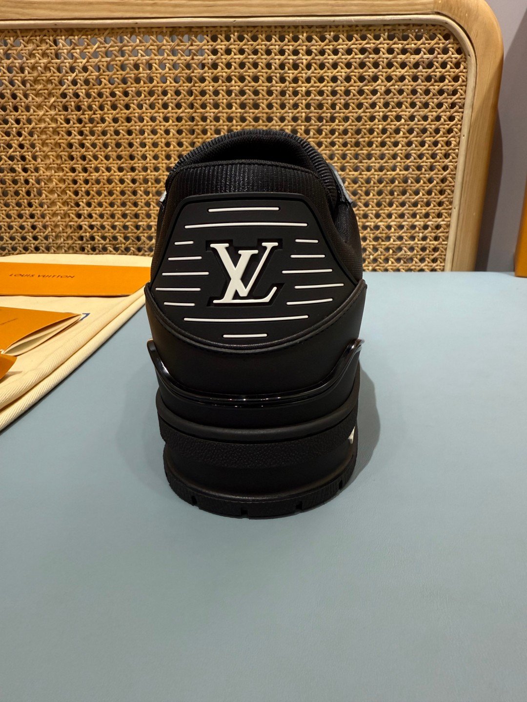 Sneakers Trainer 'Noir Blanc' — vue 9