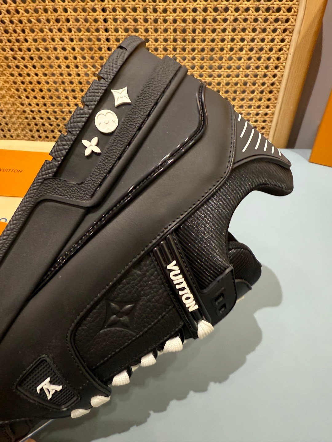 Sneakers Trainer 'Noir Blanc' — vue 11