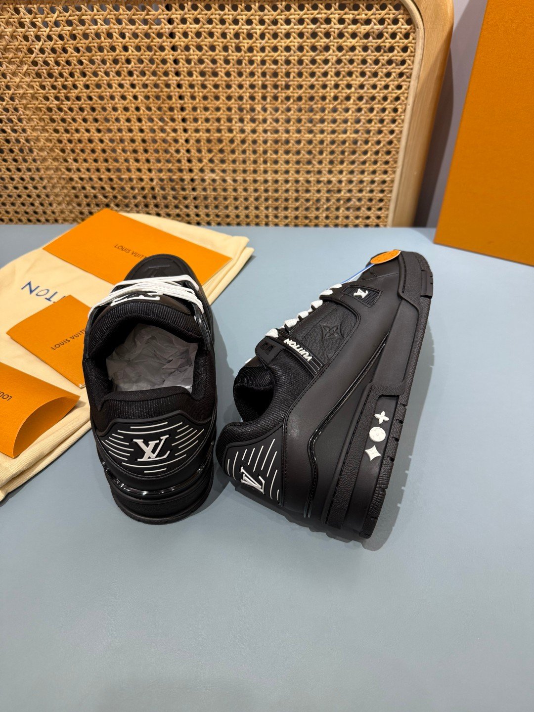 Sneakers Trainer 'Noir Blanc' — vue 14