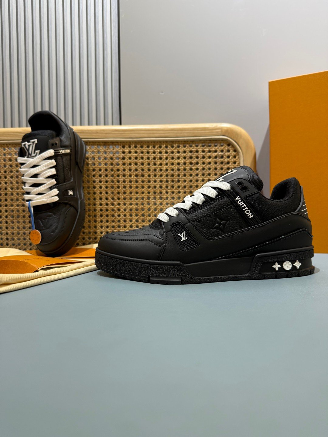 Sneakers Trainer 'Noir Blanc' — vue 15