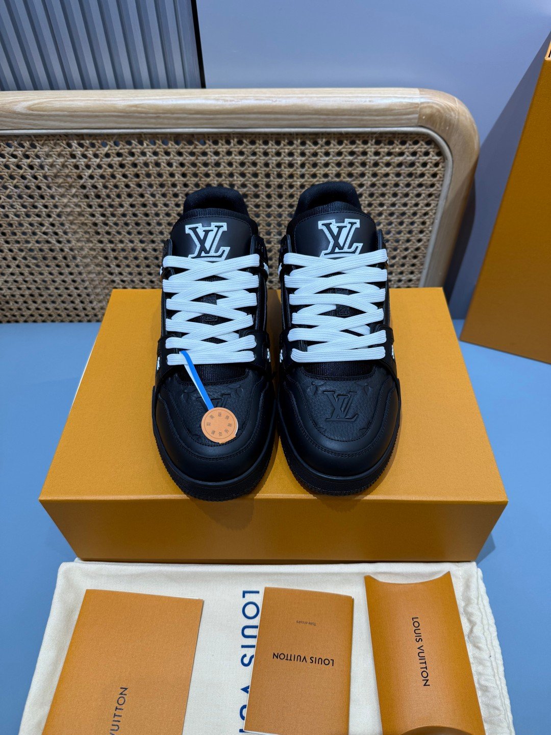 Sneakers Trainer 'Noir Blanc' — vue 20