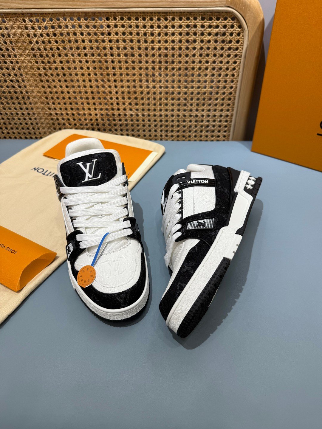 Sneakers Trainer Denim 'Noir Blanc Denim' — vue 25